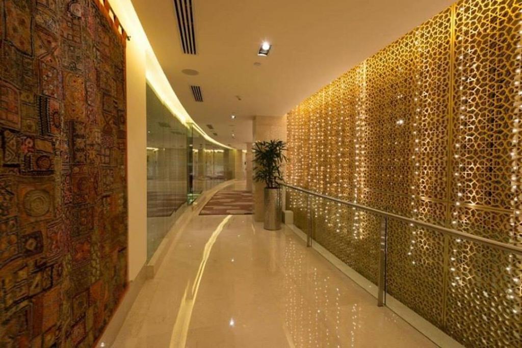 Trident Bandra Kurla Hotel Mumbai Ngoại thất bức ảnh